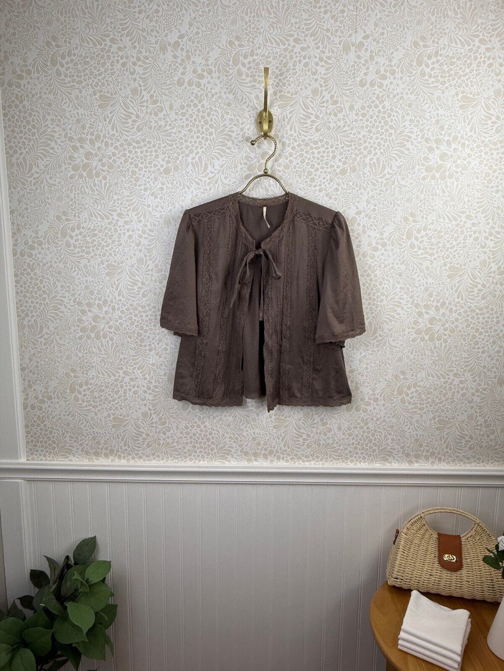 Free People Brown Tie-Front Lace Open Front Short Sleeve Blouse - Size - Small